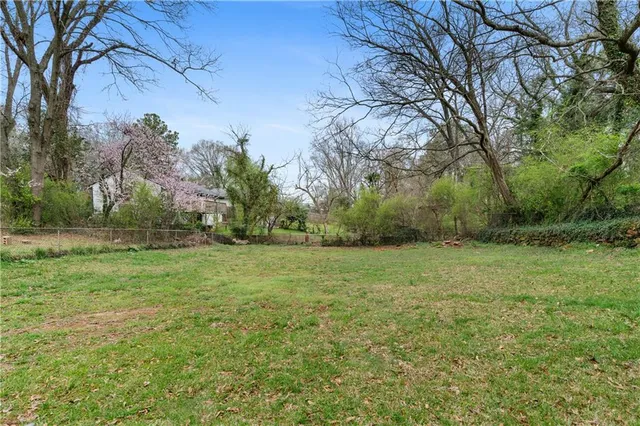 $1,800 | 668 Custer Avenue Southeast, Unit A, Atlanta, GA 30315