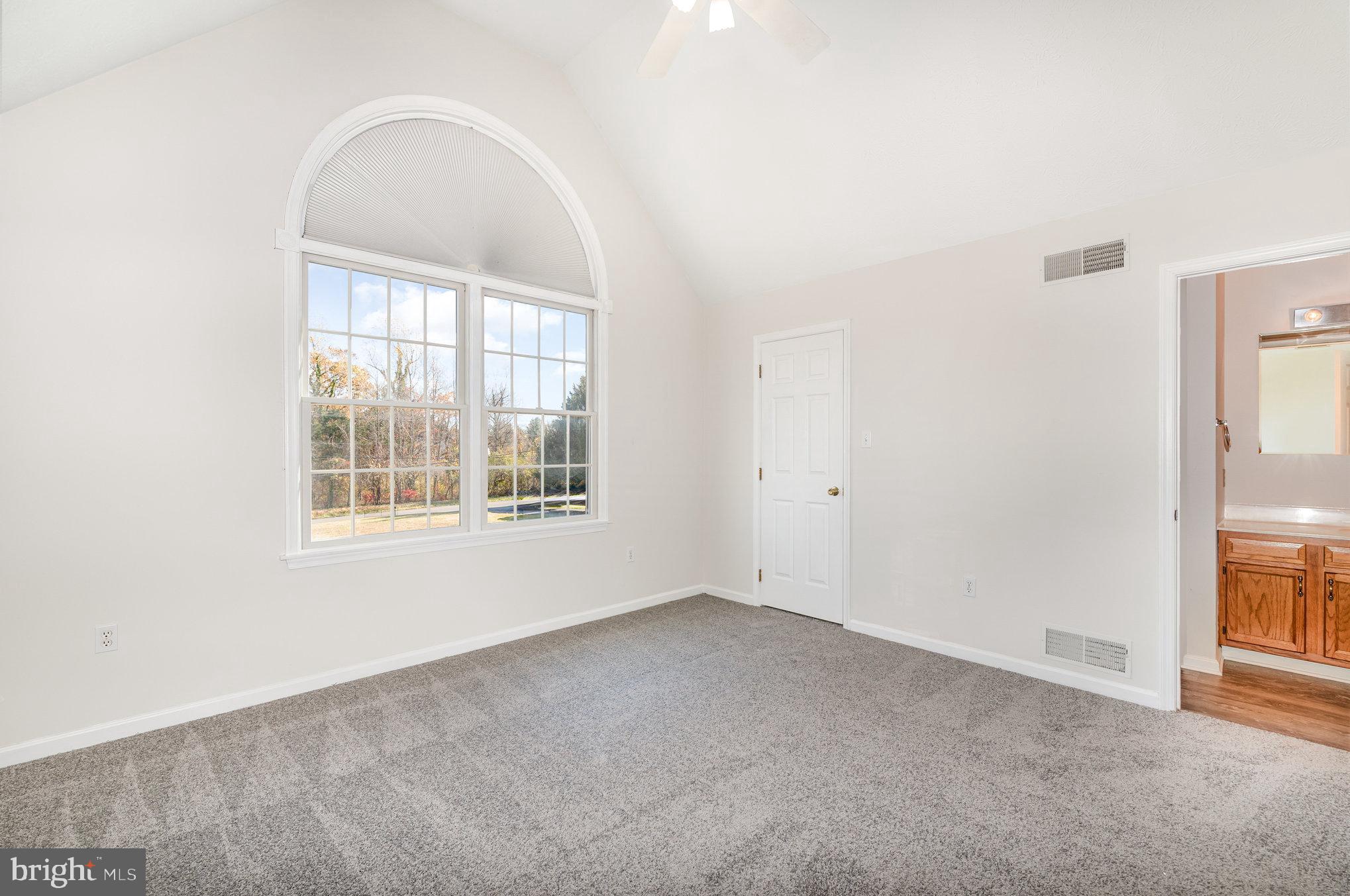 535 Oldfield Point Road Elkton, MD 21921 - Photo 25 of 46 an empty room with windows