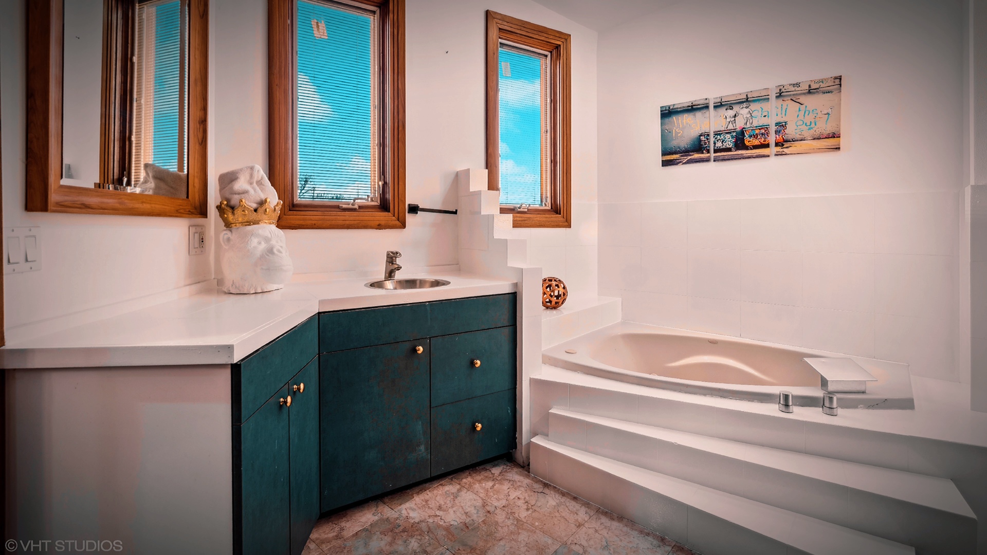 9666 Reding Circle Des Plaines, IL 60016 - Photo 44 of 54 a bathroom with a bathtub sink and a window