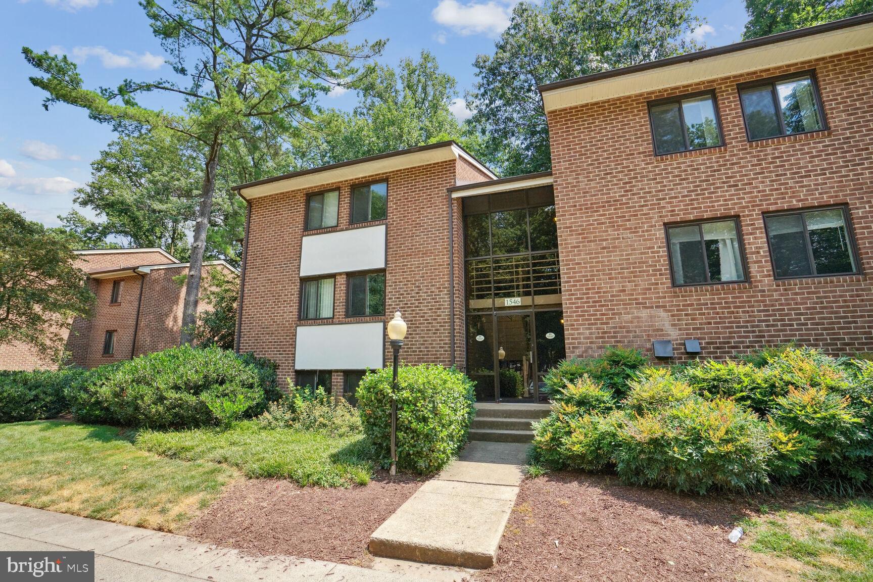 1546 Northgate Square, Unit 154622B Reston, VA 20190 - Photo 1 of 25 Welcome Home to 1546 Northgate Sq!