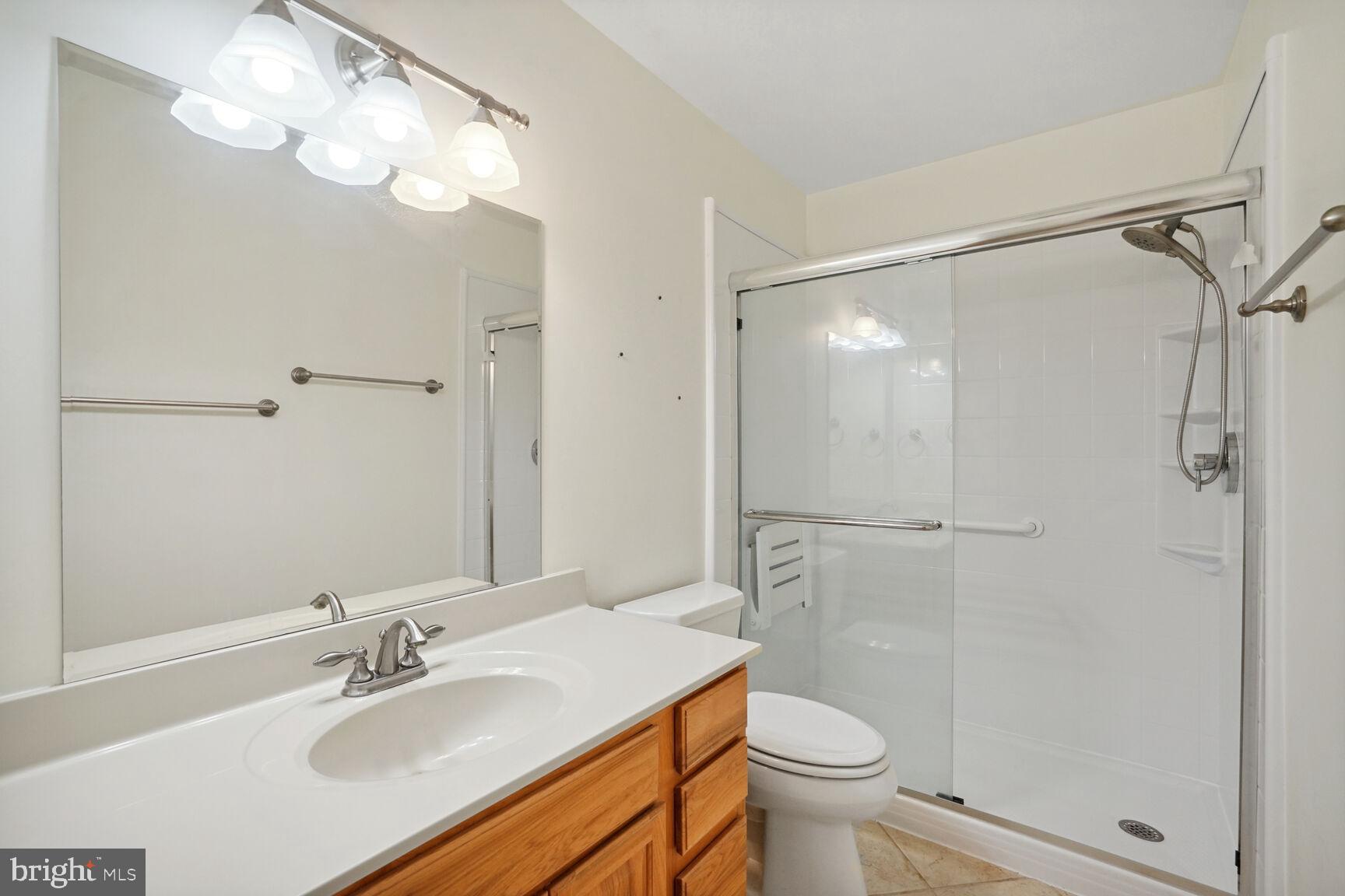 1546 Northgate Square, Unit 154622B Reston, VA 20190 - Photo 11 of 25 Large Bathroom with shower