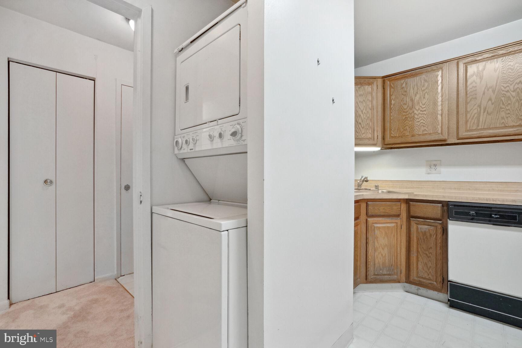 1546 Northgate Square, Unit 154622B Reston, VA 20190 - Photo 13 of 25 Stacked laundry