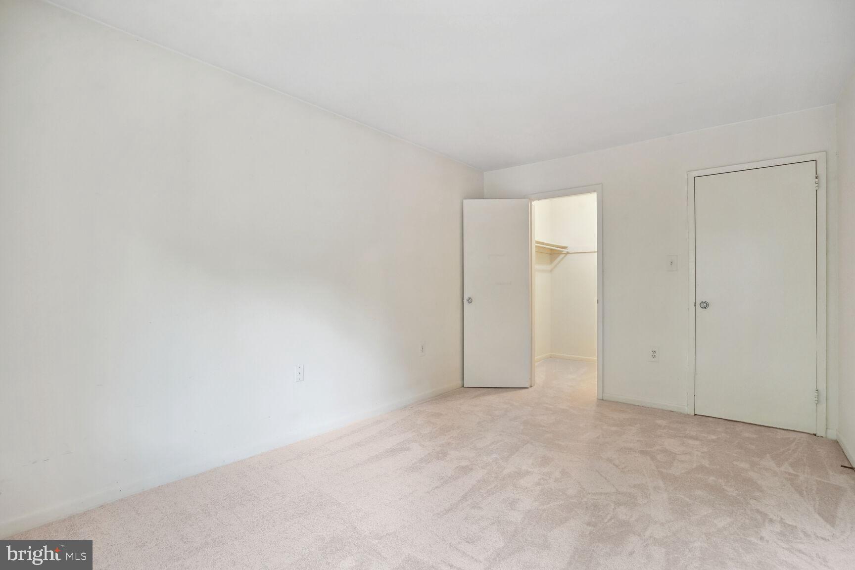 1546 Northgate Square, Unit 154622B Reston, VA 20190 - Photo 17 of 25 Bedroom 1