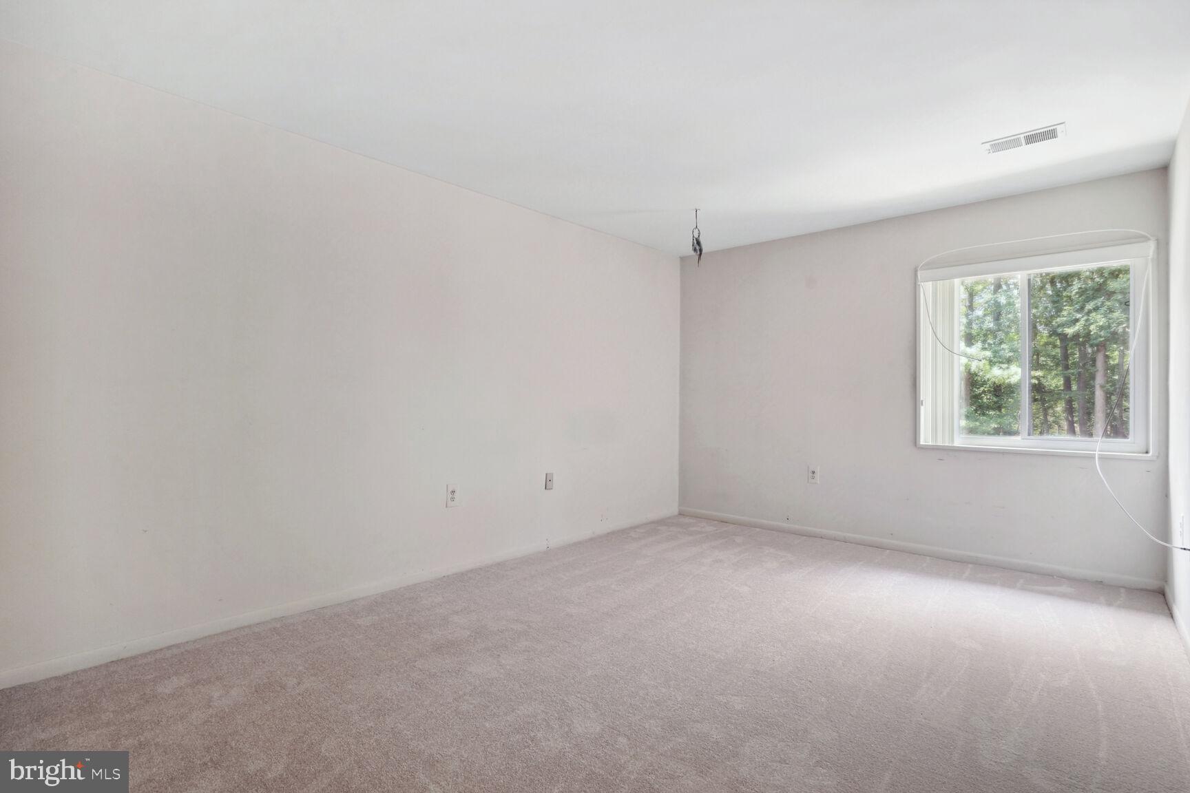 1546 Northgate Square, Unit 154622B Reston, VA 20190 - Photo 21 of 25 Bedroom 2