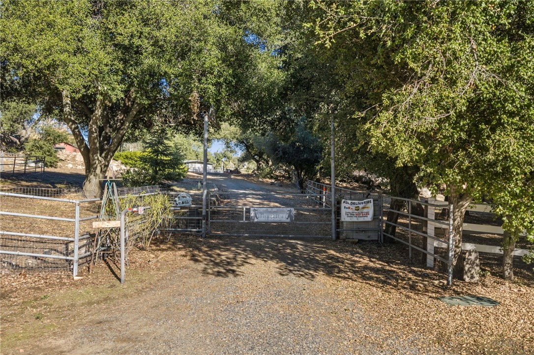 17705 Rodeo Road Lake Elsinore, CA 92530 - Photo 55 of 65 Front Gate