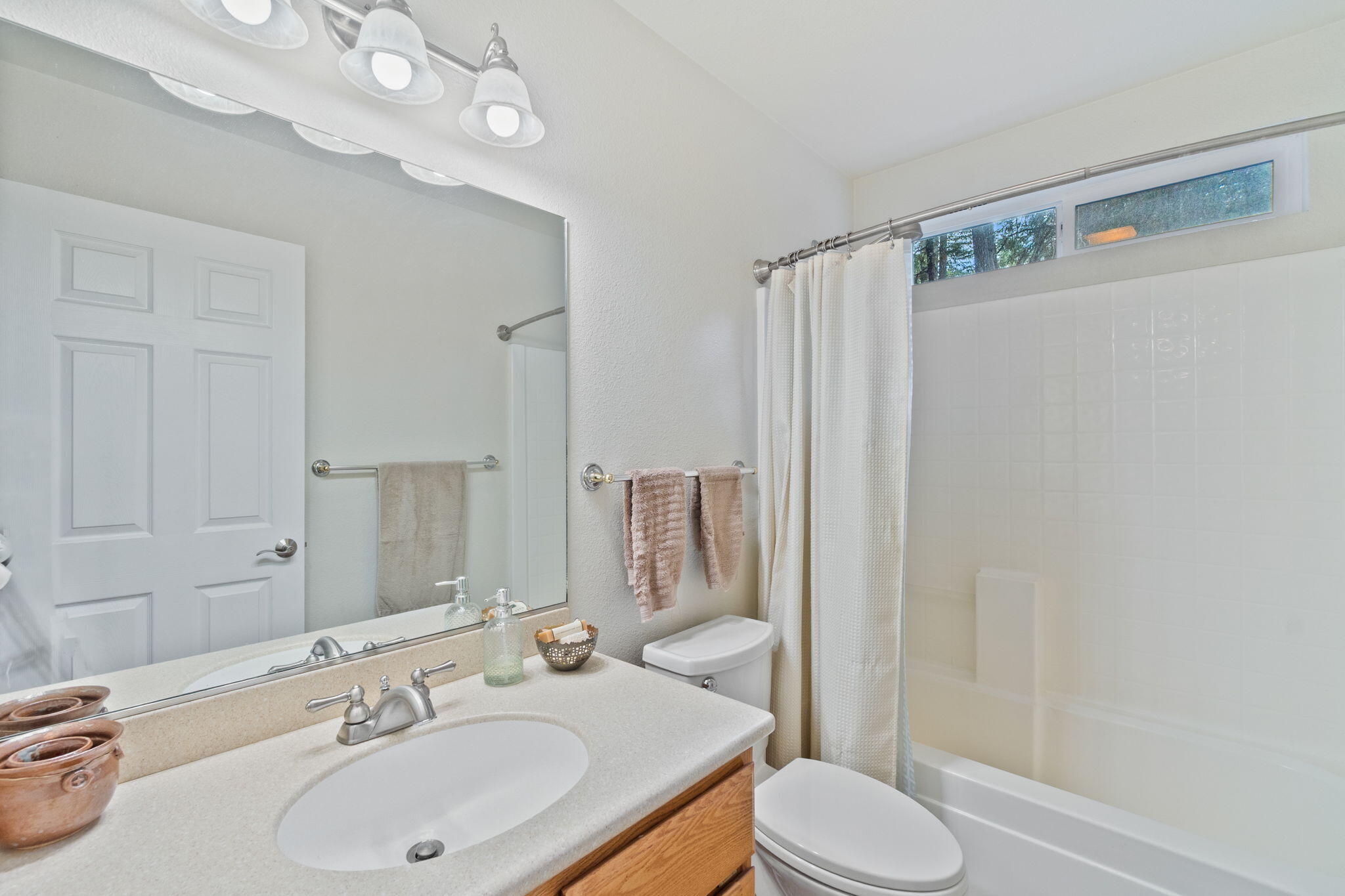 9477 Mountain Meadow Road Shingletown, CA 96088 - Photo 12 of 22 Primary Bath