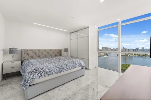 $2,499,000 | 400 Sunny Isles Boulevard, Unit 2008, Sunny Isles Beach, FL 33160