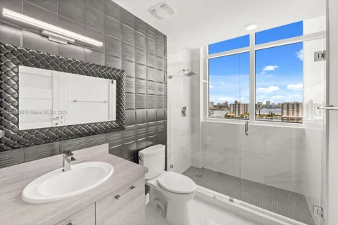 $2,499,000 | 400 Sunny Isles Boulevard, Unit 2008, Sunny Isles Beach, FL 33160