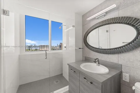 $2,499,000 | 400 Sunny Isles Boulevard, Unit 2008, Sunny Isles Beach, FL 33160