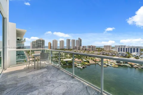 $2,499,000 | 400 Sunny Isles Boulevard, Unit 2008, Sunny Isles Beach, FL 33160