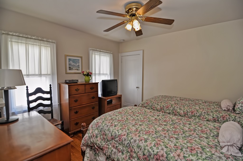 30 Seagrave Road Cambridge, MA 02140 - Photo 20 of 30 Gallery Image 20
