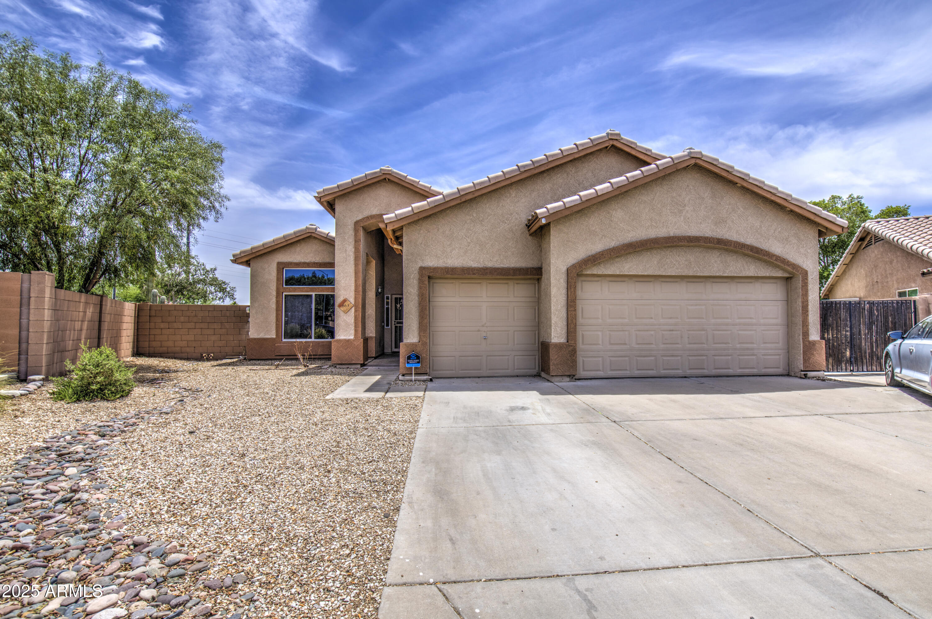 863 South Del Rancho Mesa, AZ 85208 - Photo 4 of 30 Front 4