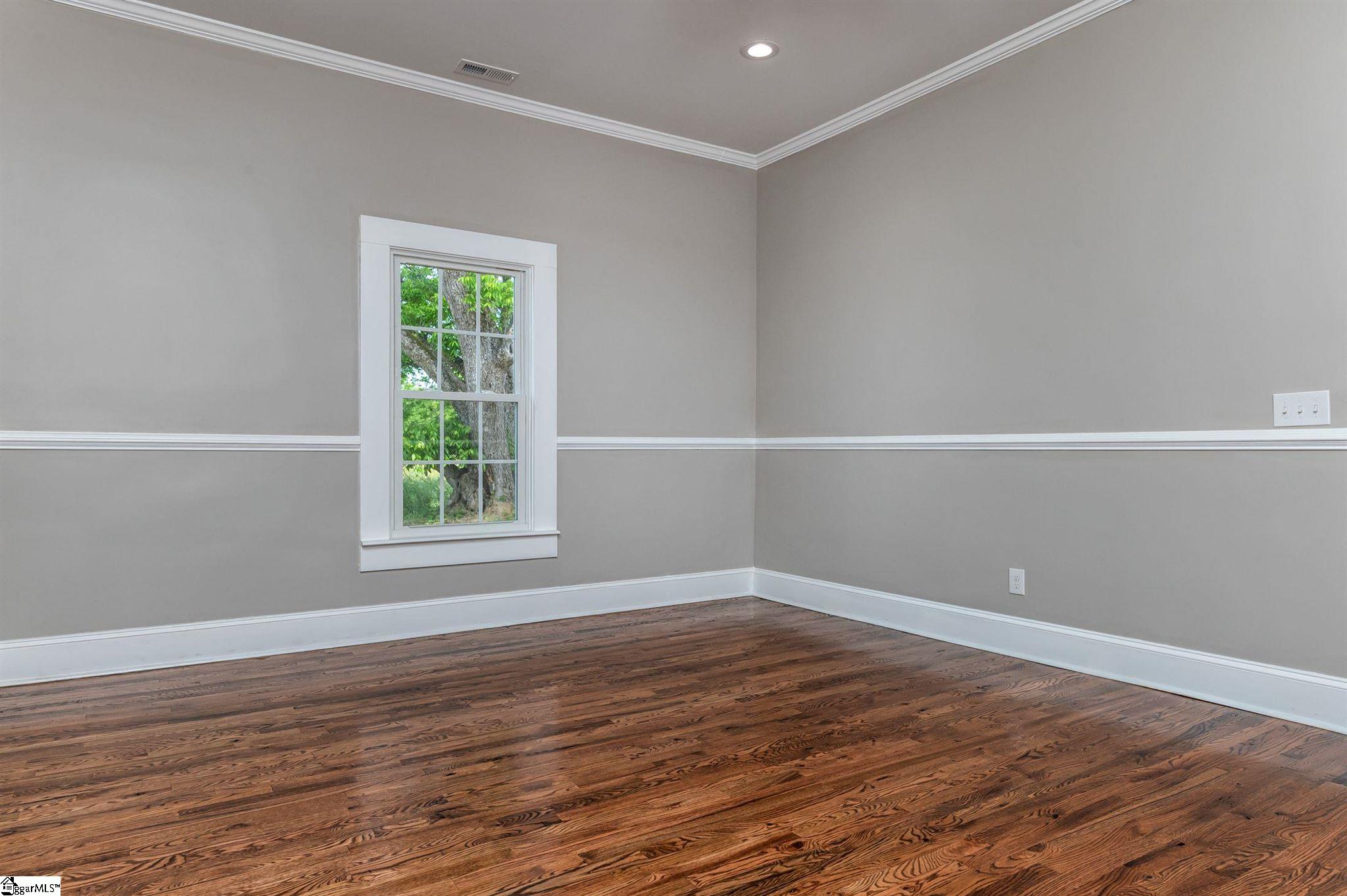 212 Barnett Road Campobello, SC 29322 - Photo 12 of 31