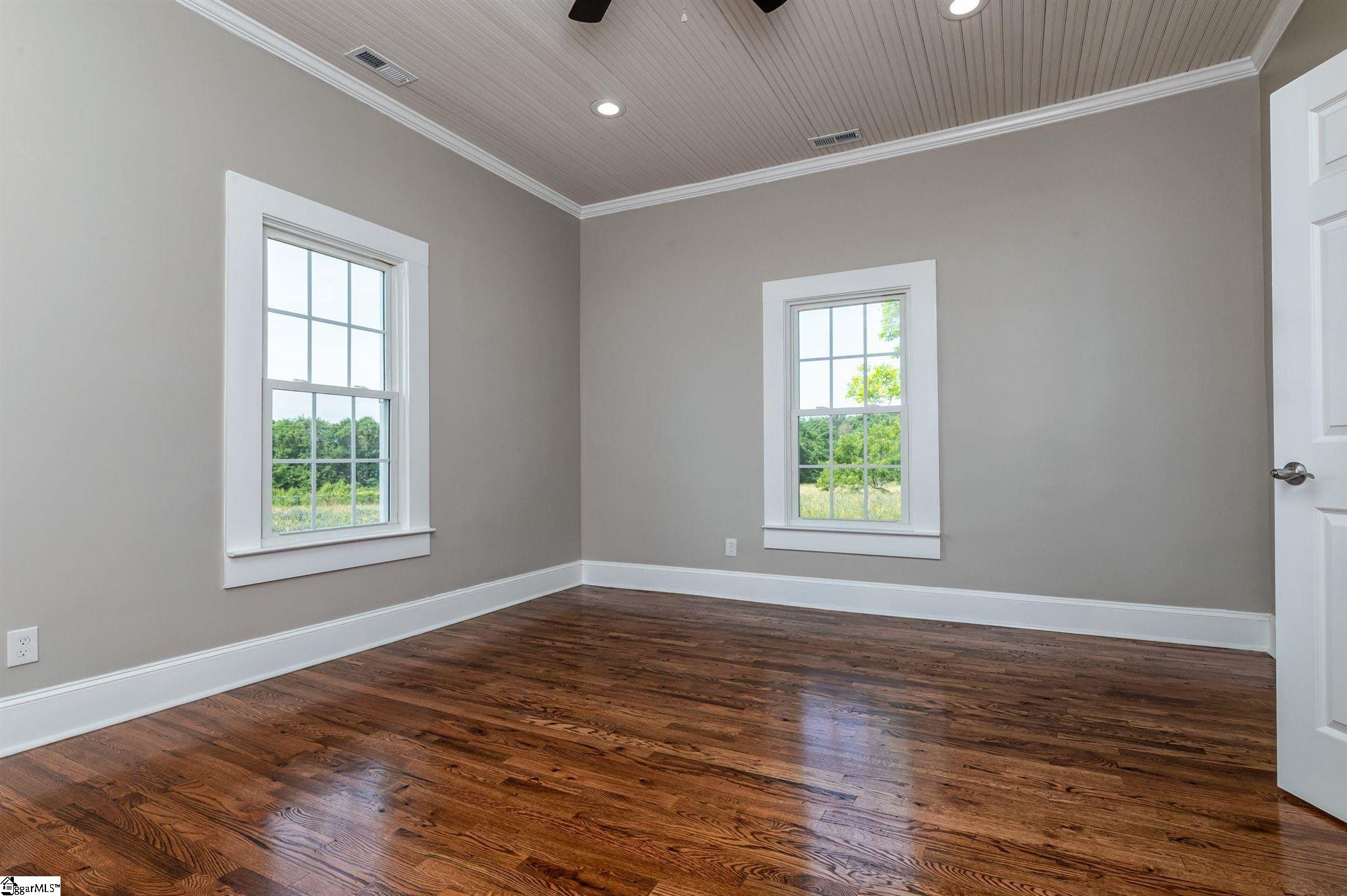 212 Barnett Road Campobello, SC 29322 - Photo 20 of 31