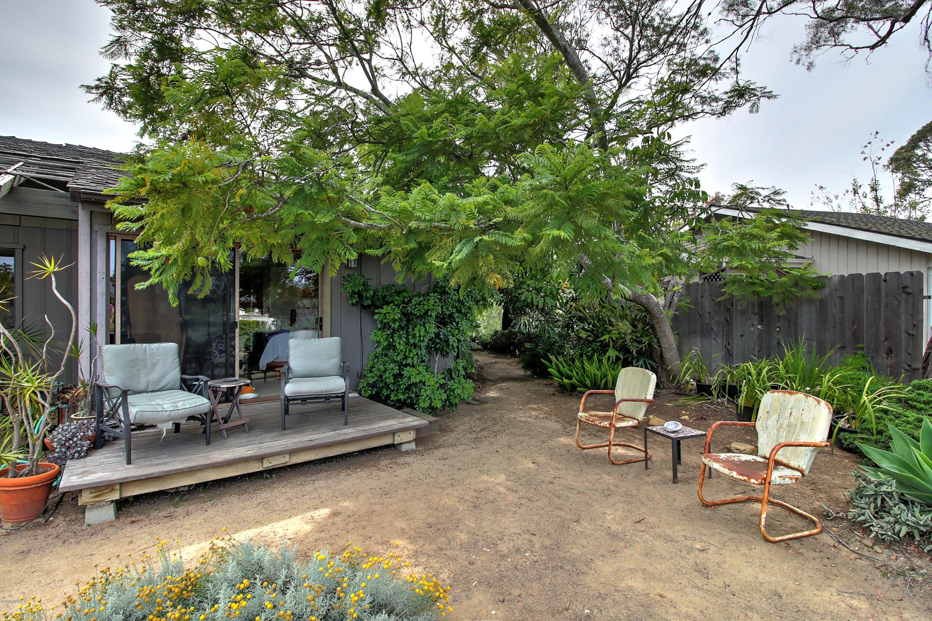 1415 La Cima Road Santa Barbara, CA 93101 - Photo 27 of 45 04