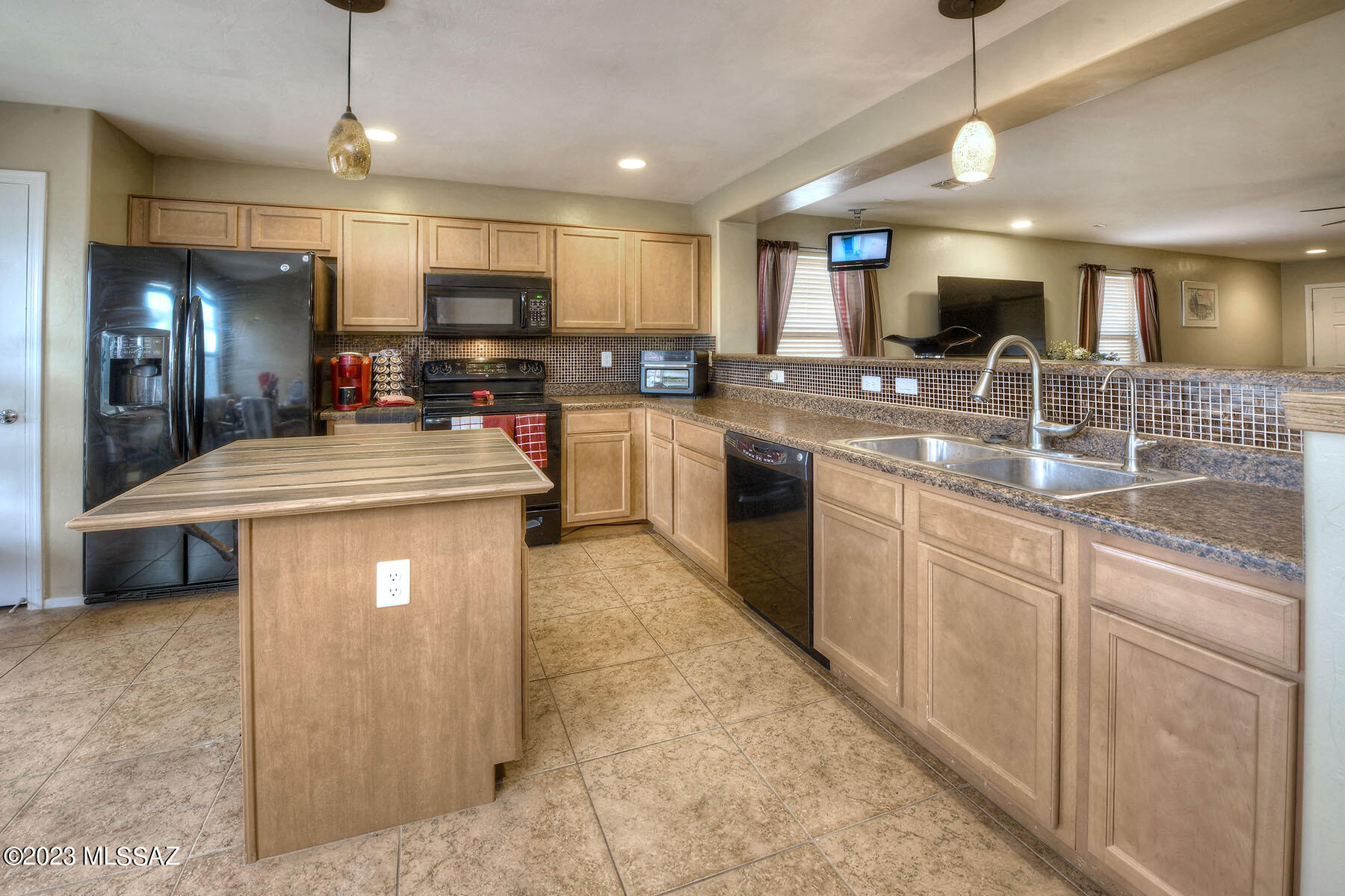 21606 East Reunion Road Red Rock, AZ 85145 - Photo 5 of 28 Gallery Image 5