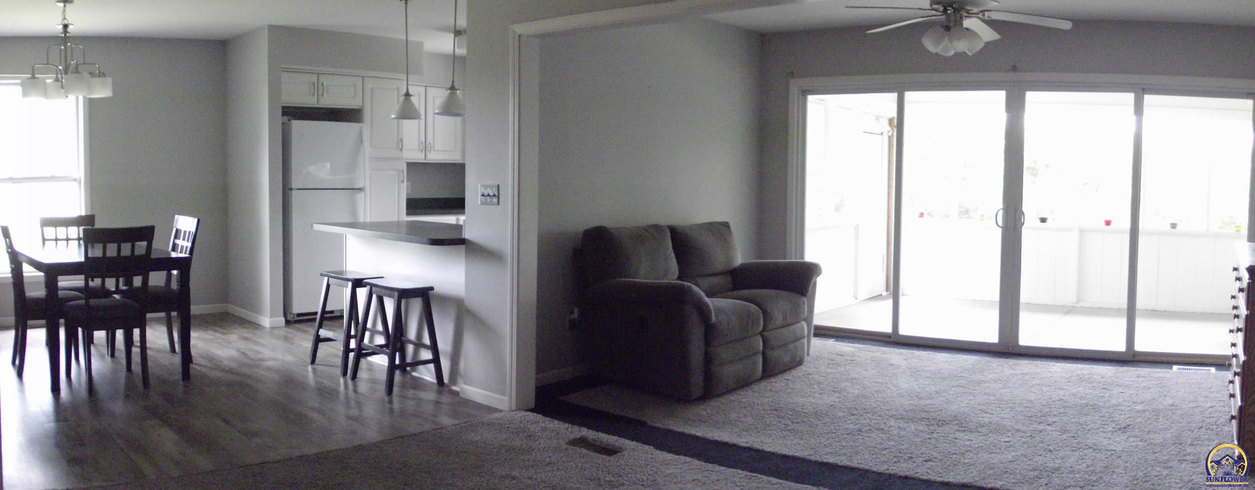 6740 Southwest Scathelock Road Topeka, KS 66614 - Photo 8 of 9