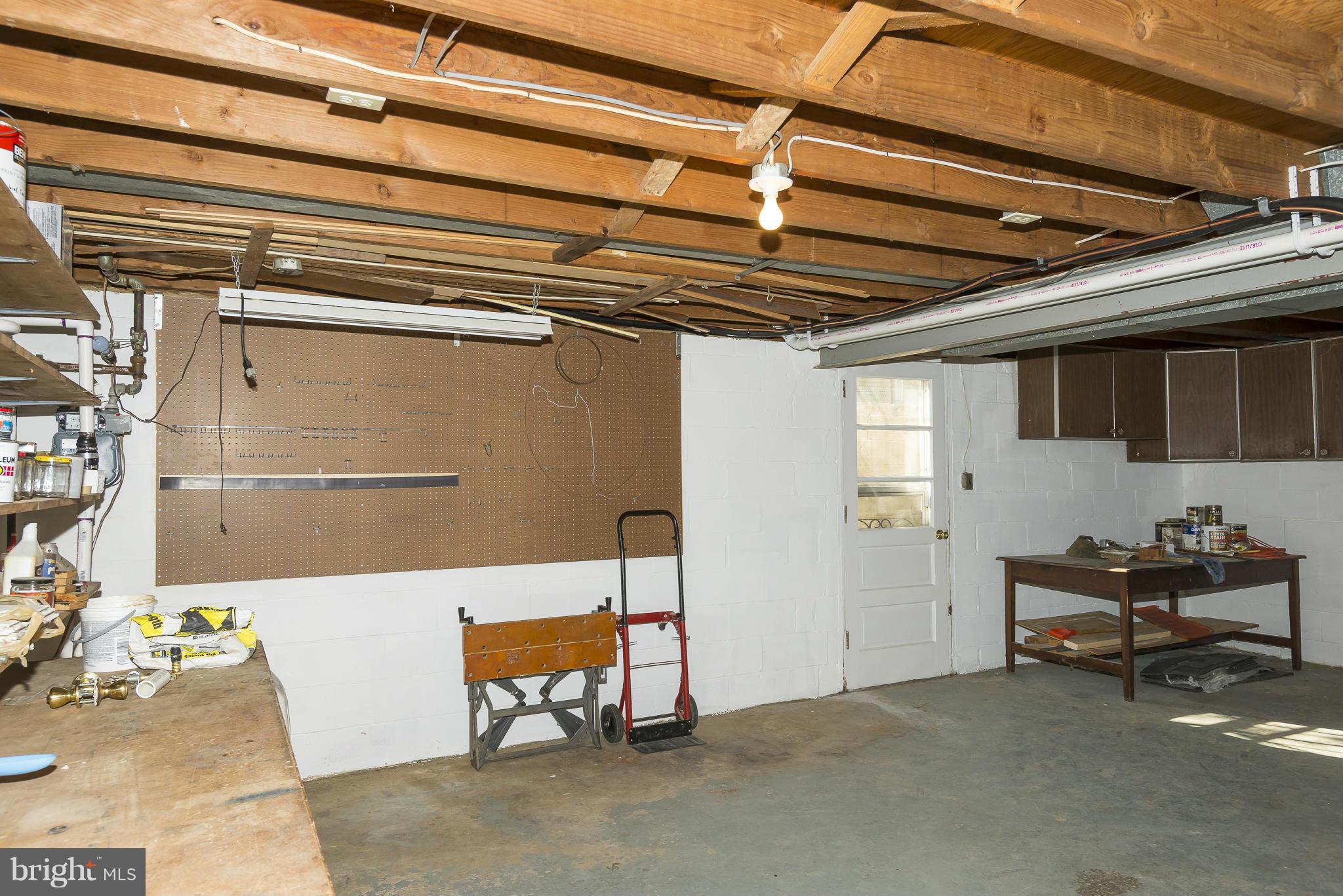 604 Shirley Manor Road Reisterstown, MD 21136 - Photo 23 of 27 Work bench area in basement