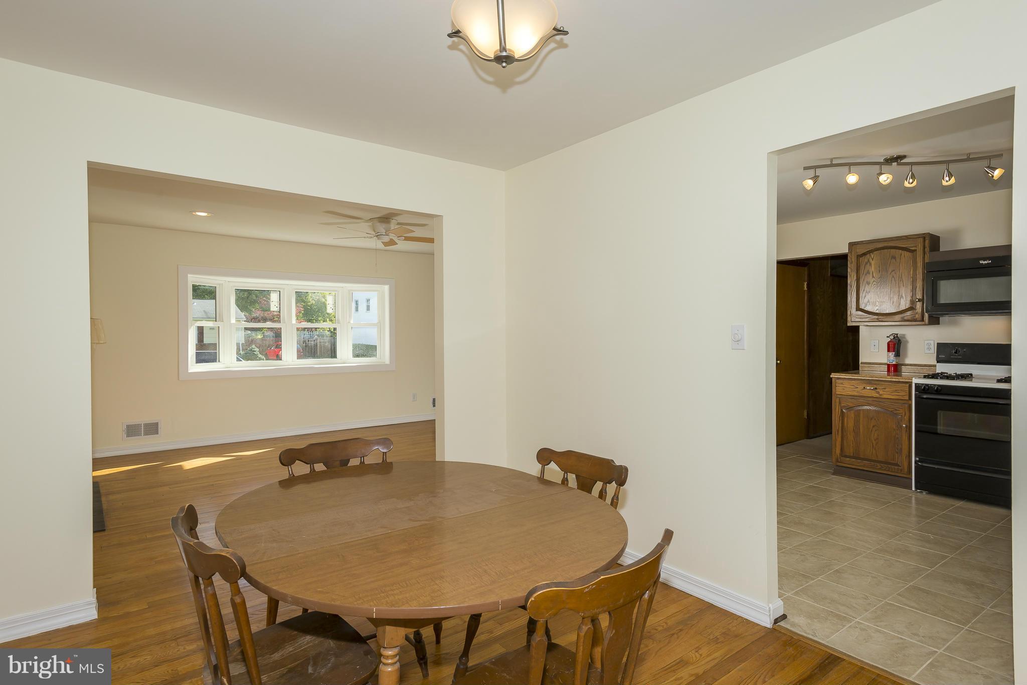 604 Shirley Manor Road Reisterstown, MD 21136 - Photo 5 of 27 Dining Room
