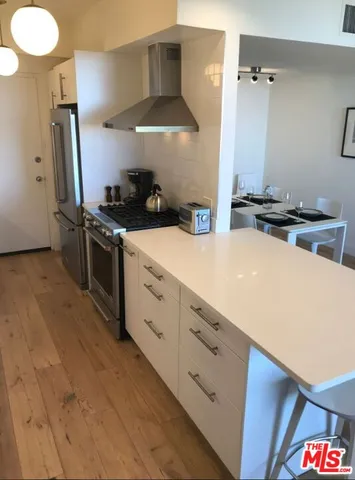 $810,000 | 4411 Los Feliz Boulevard, Unit 1105, Los Angeles, CA 90027