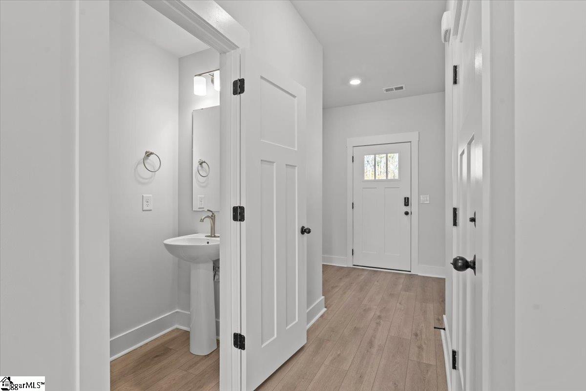 6 Redfield Place Simpsonville, SC 29681 - Photo 3 of 33