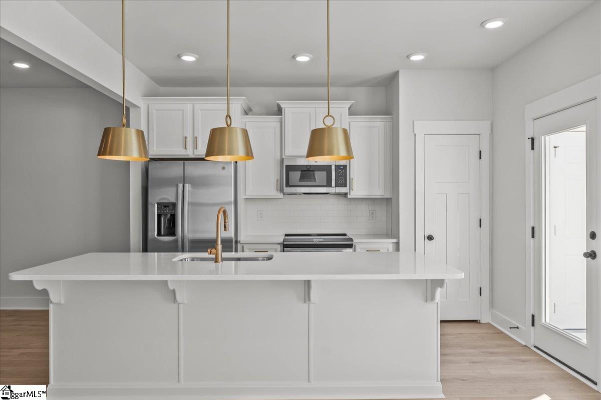 6 Redfield Place Simpsonville, SC 29681 - Photo 4 of 33