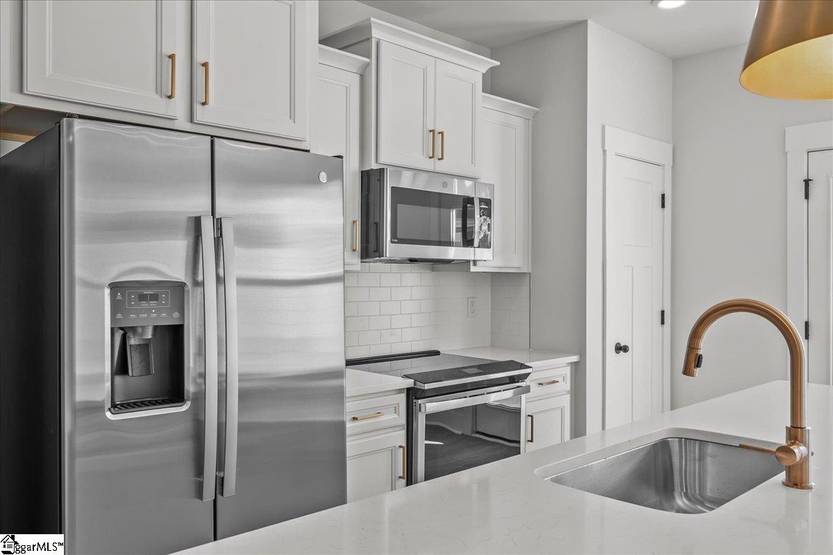 6 Redfield Place Simpsonville, SC 29681 - Photo 6 of 33