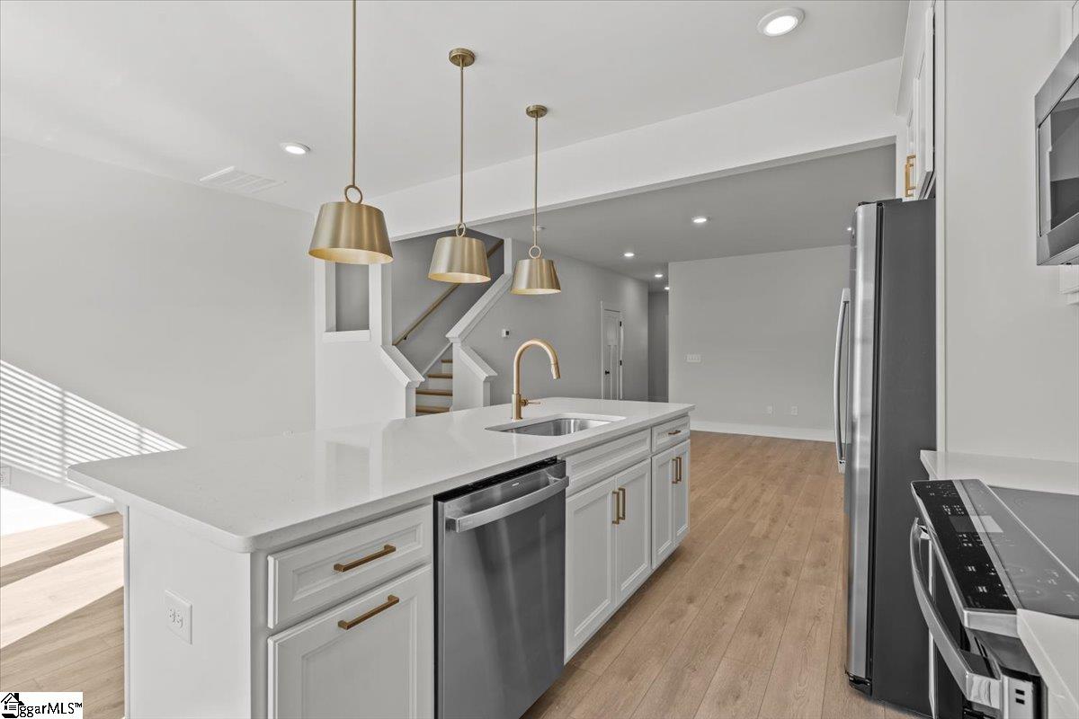 6 Redfield Place Simpsonville, SC 29681 - Photo 8 of 33