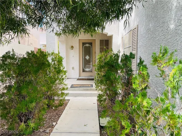 $1,900 | 7585 Mermaid Song Court, Las Vegas, NV 89139