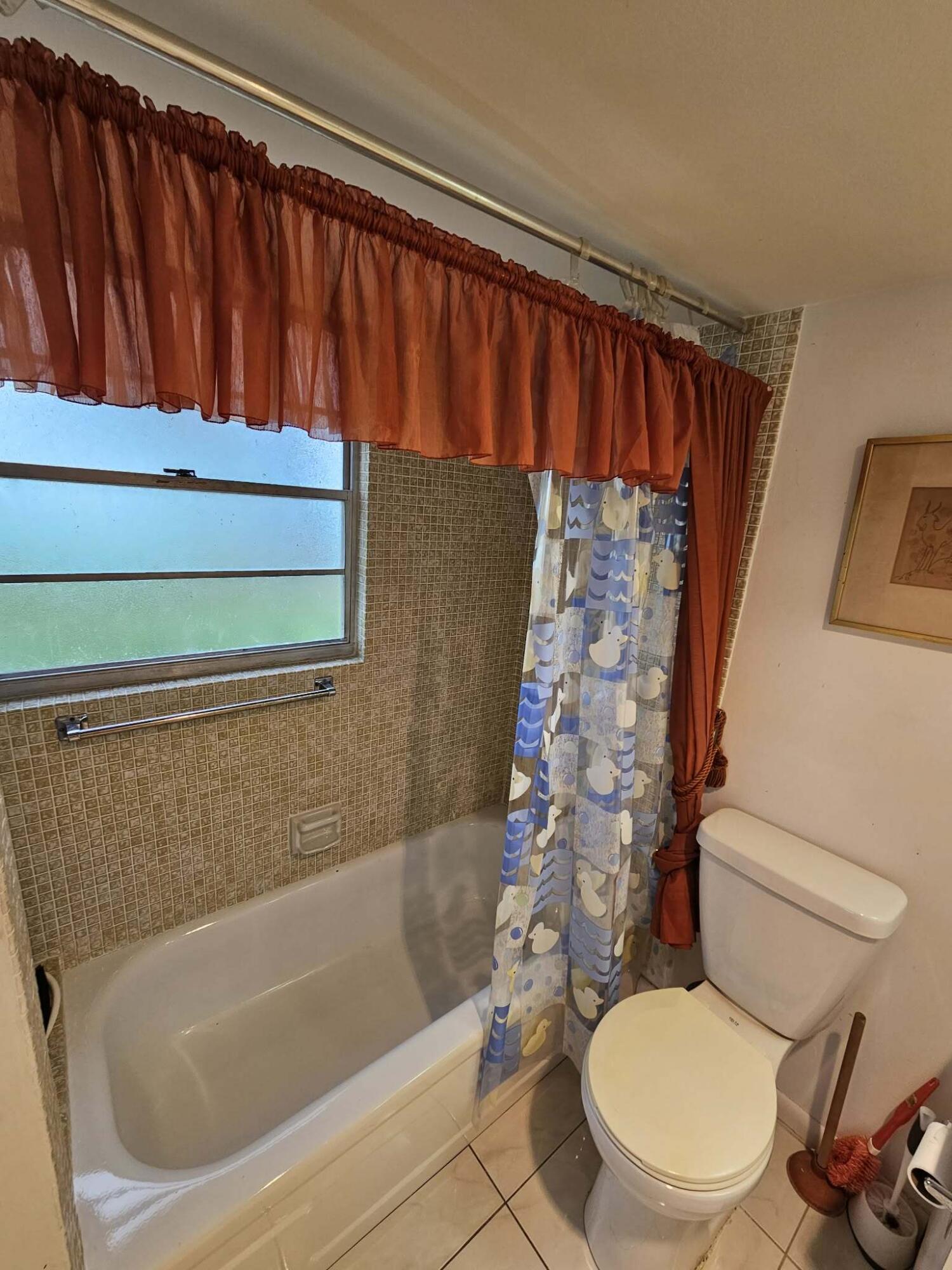 1039 Newcastle A Boca Raton, FL 33434 - Photo 24 of 40 24