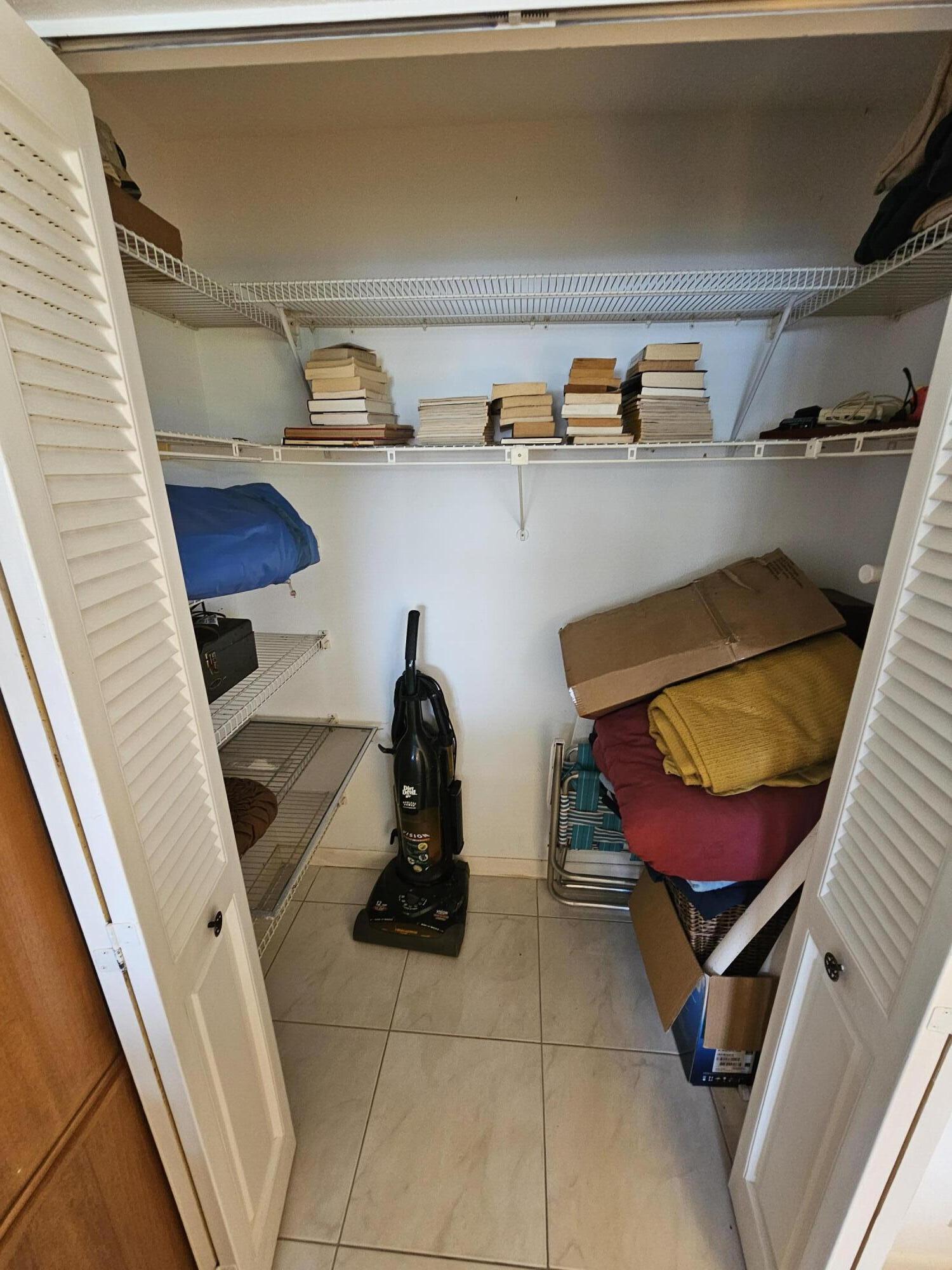 1039 Newcastle A Boca Raton, FL 33434 - Photo 28 of 40 1000042505