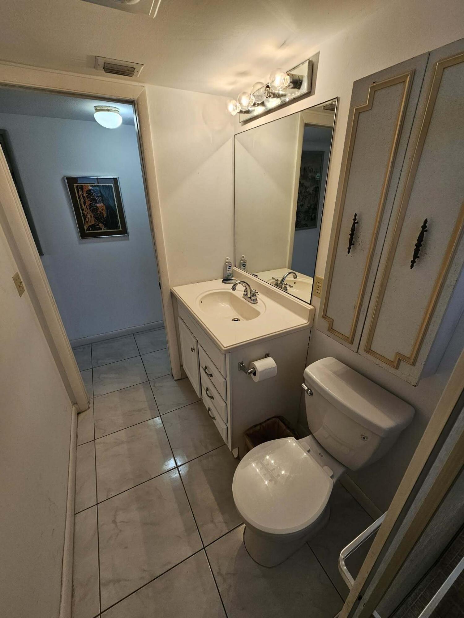 1039 Newcastle A Boca Raton, FL 33434 - Photo 30 of 40 29