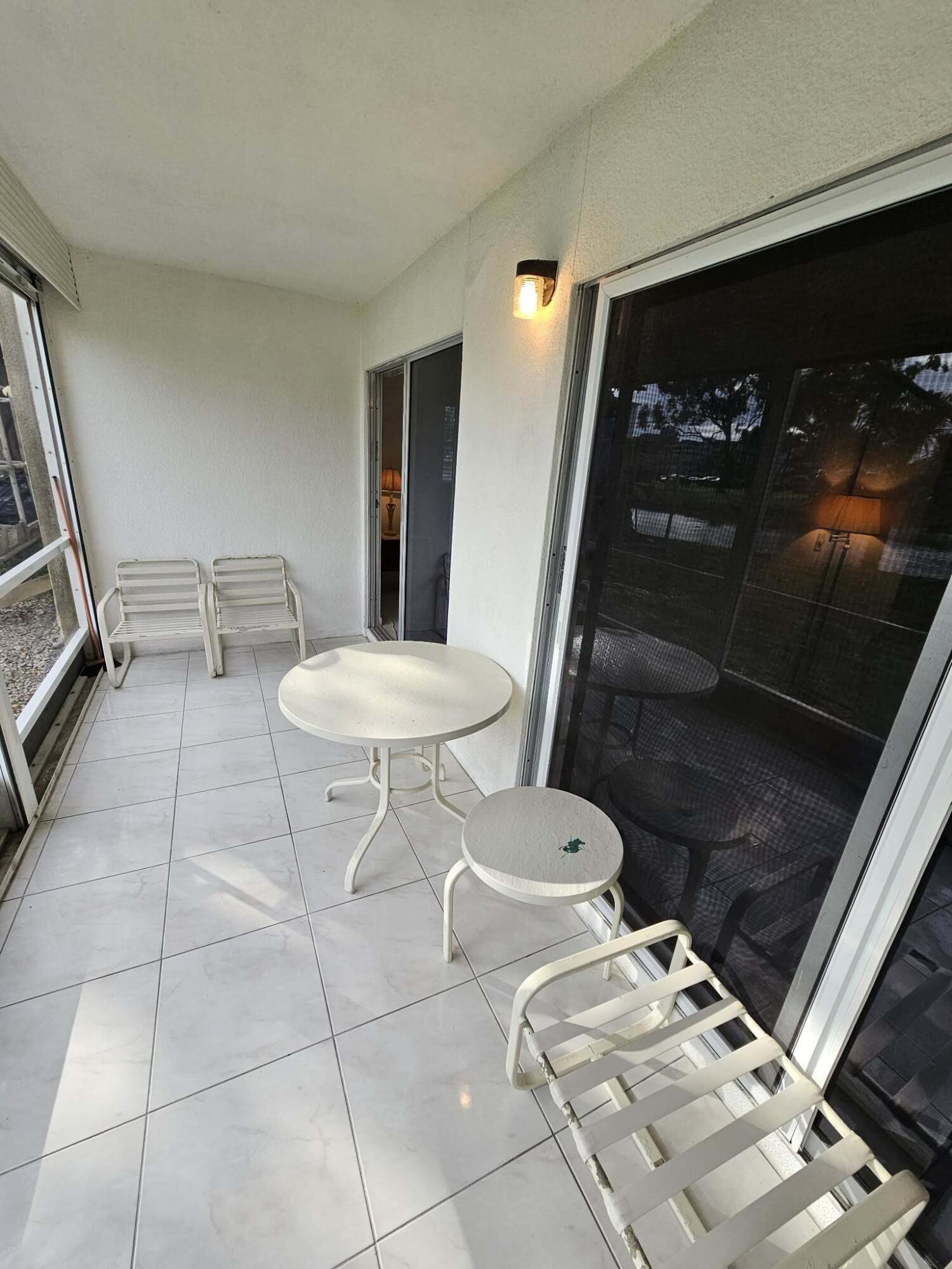 1039 Newcastle A Boca Raton, FL 33434 - Photo 35 of 40 10