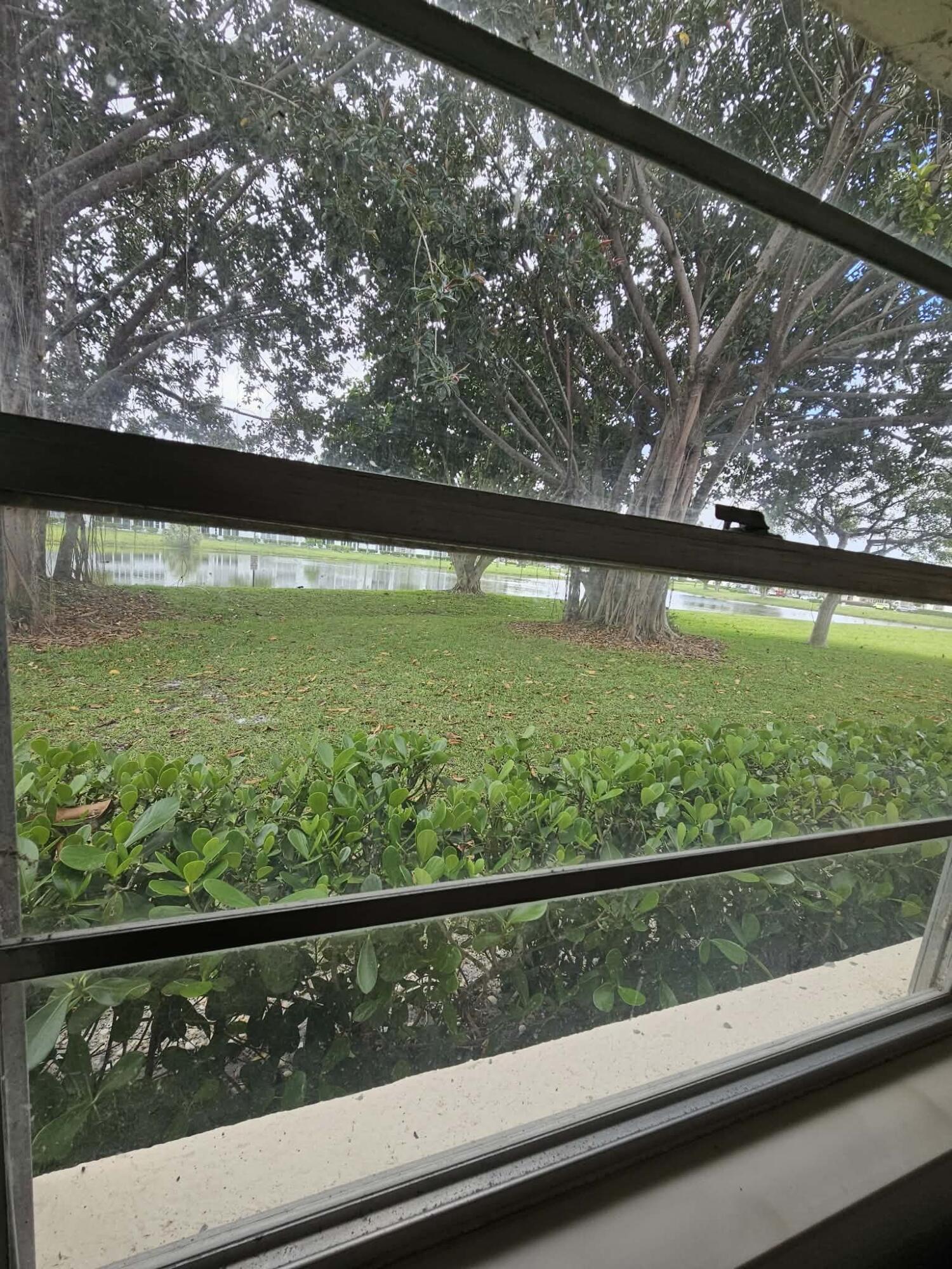 1039 Newcastle A Boca Raton, FL 33434 - Photo 37 of 40 32