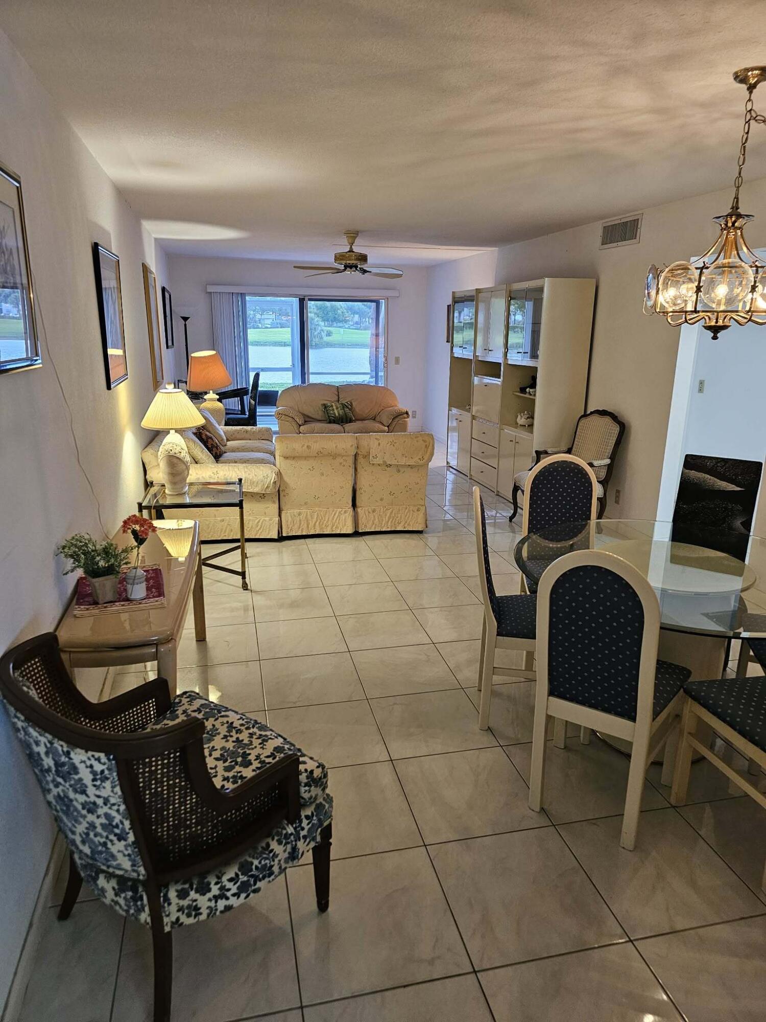 1039 Newcastle A Boca Raton, FL 33434 - Photo 8 of 40 3