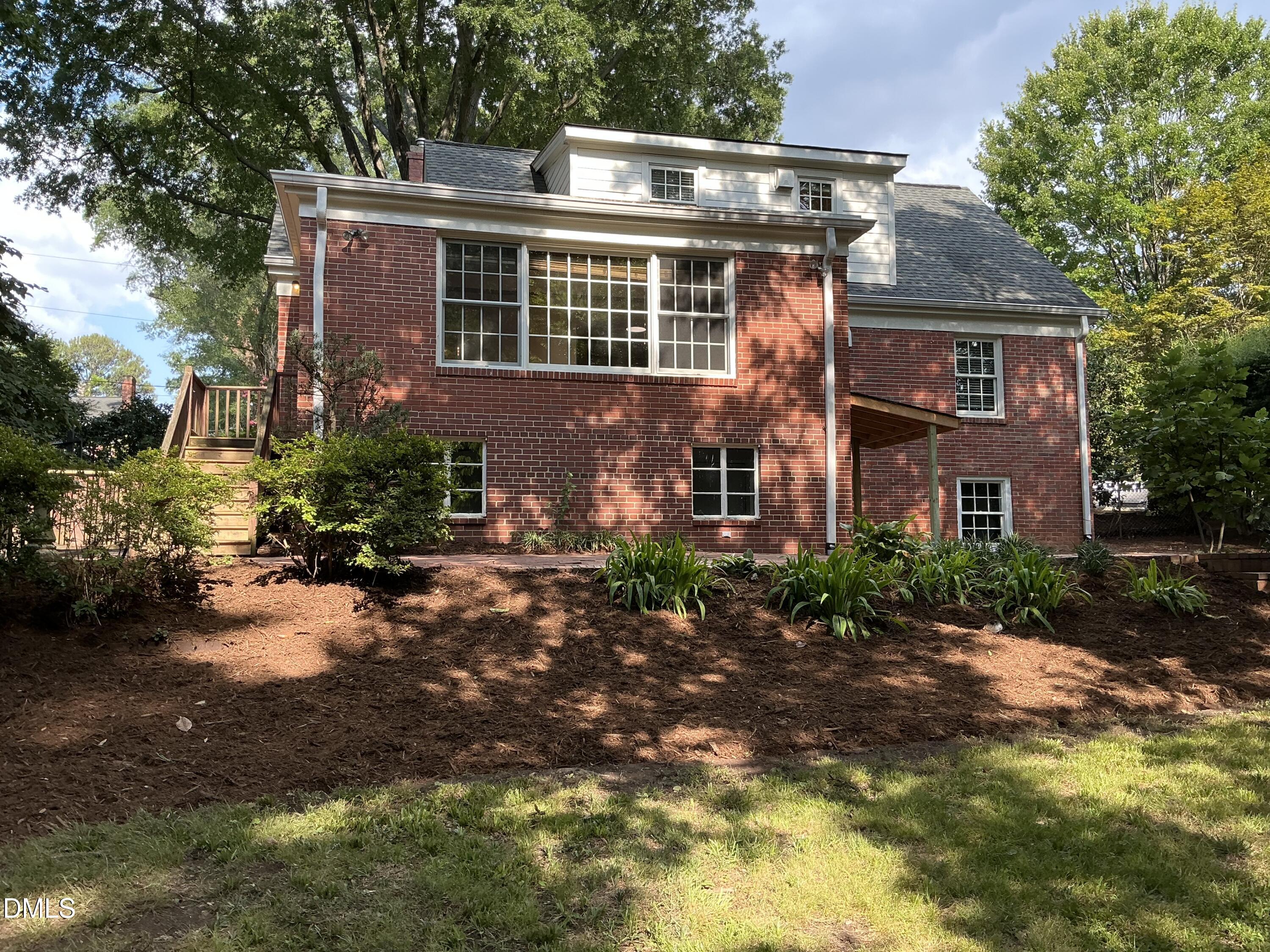 119 Montgomery Street Raleigh, NC 27607 - Photo 5 of 17 IMG_0071