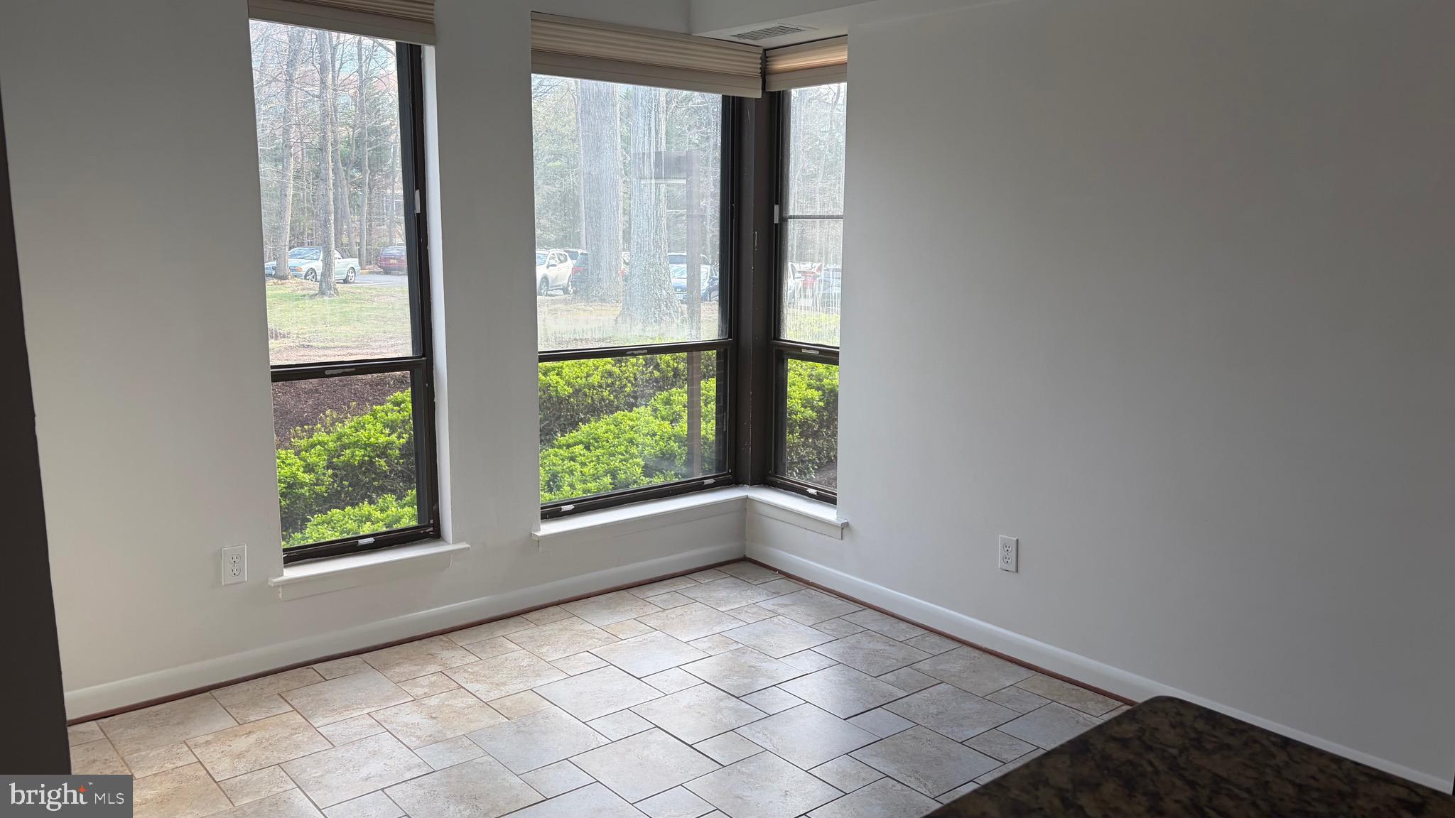 11212 Chestnut Grove Square, Unit 115 Reston, VA 20190 - Photo 15 of 19