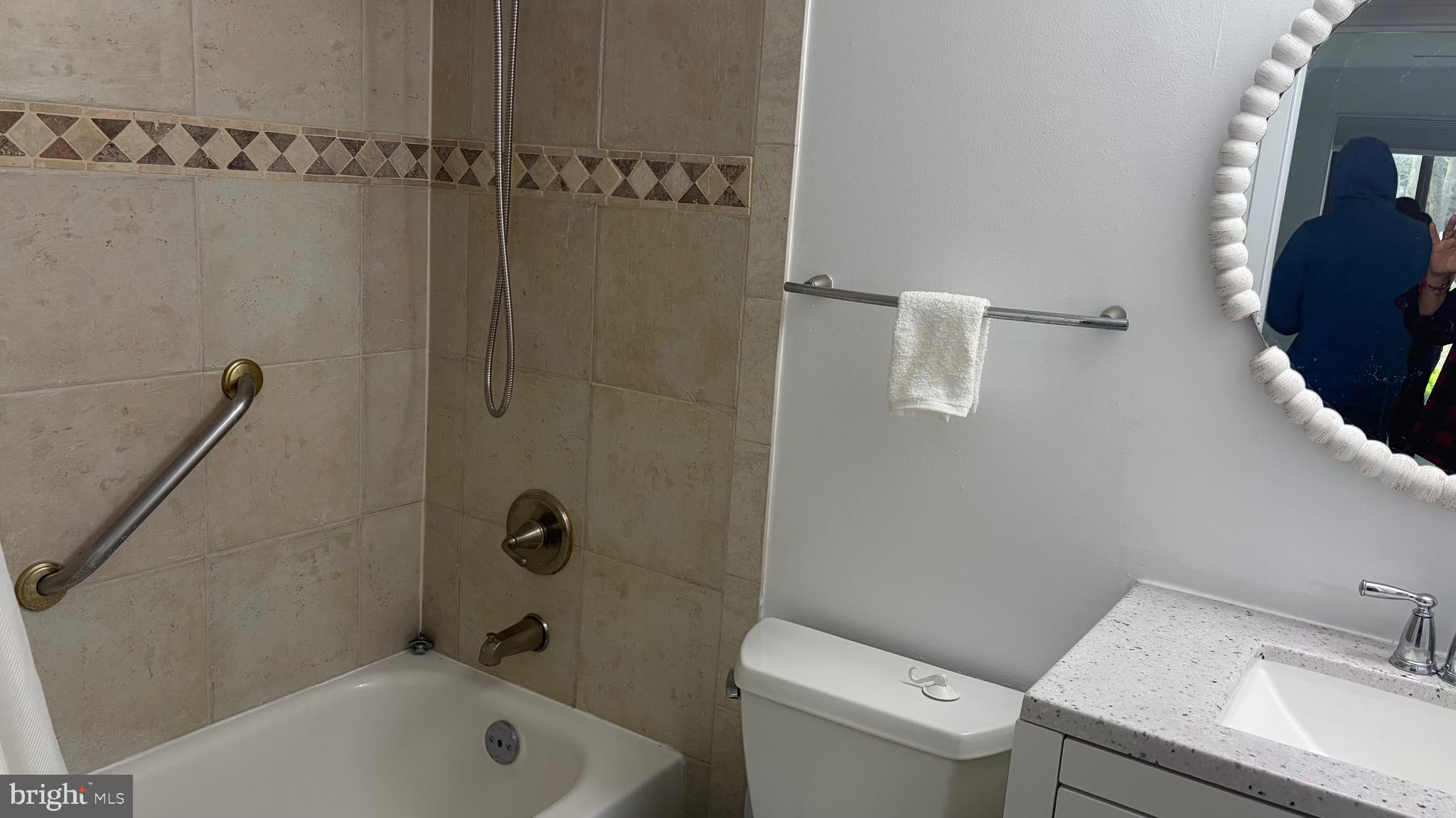 11212 Chestnut Grove Square, Unit 115 Reston, VA 20190 - Photo 9 of 19