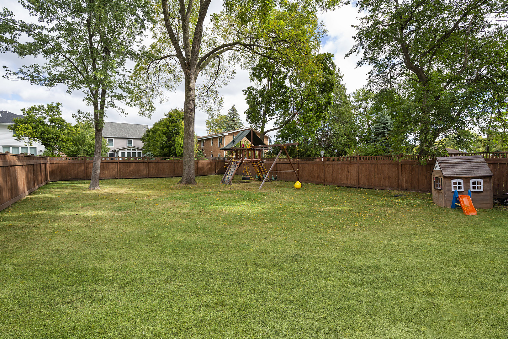 144 West Austin Avenue Libertyville, IL 60048 - Photo 27 of 32