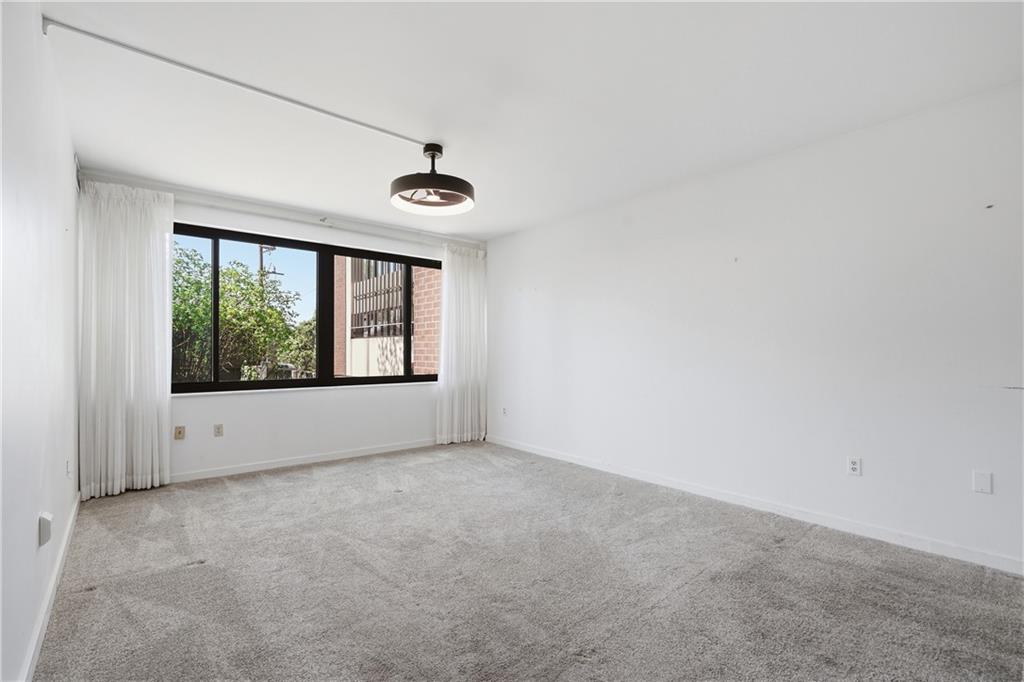 750 Washington Road, Unit 109 Pittsburgh, PA 15228 - Photo 21 of 46