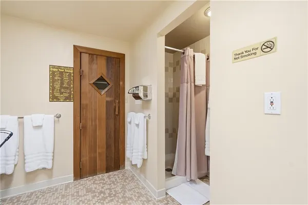 a view of a hallway with elevator