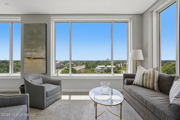 $715,000 | 1200 Meadowbrook Road, Unit 19, Jackson, MS 39206