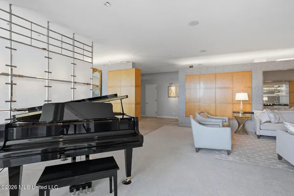 $715,000 | 1200 Meadowbrook Road, Unit 19, Jackson, MS 39206