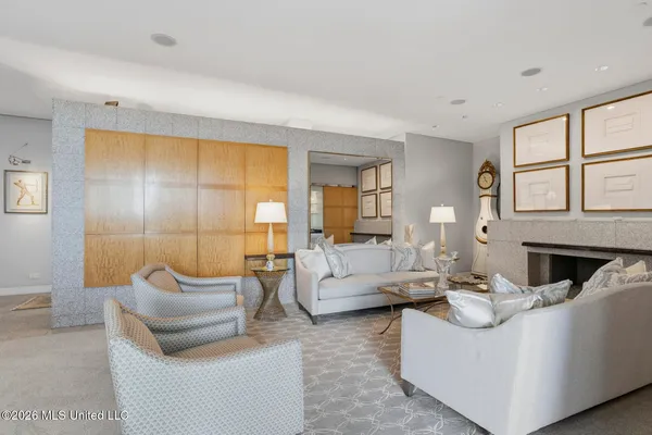 $715,000 | 1200 Meadowbrook Road, Unit 19, Jackson, MS 39206