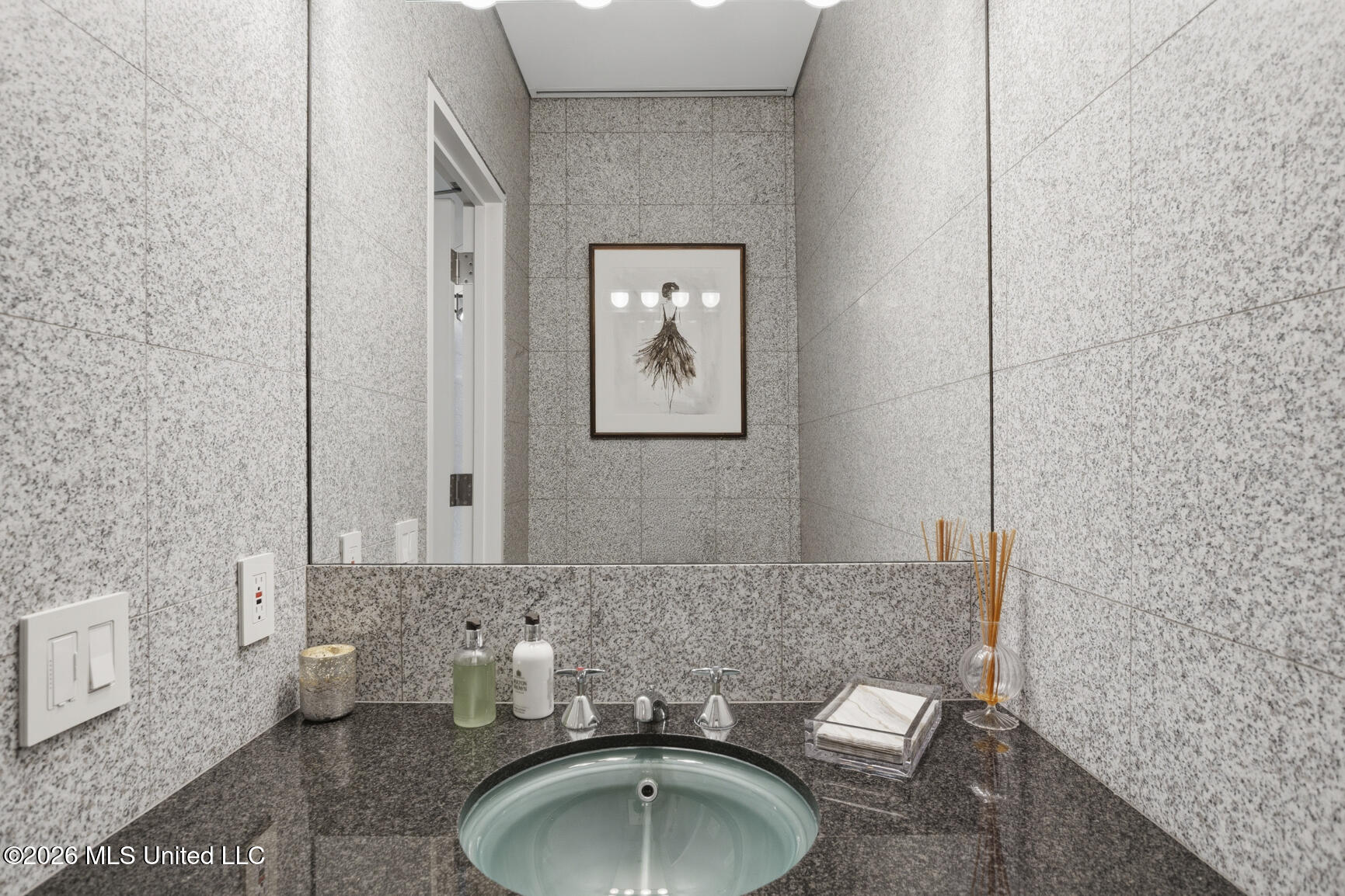 1200 Meadowbrook Road, Unit 19 Jackson, MS 39206 - Photo 43 of 51 19 Barrington-43