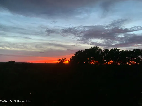 $715,000 | 1200 Meadowbrook Road, Unit 19, Jackson, MS 39206