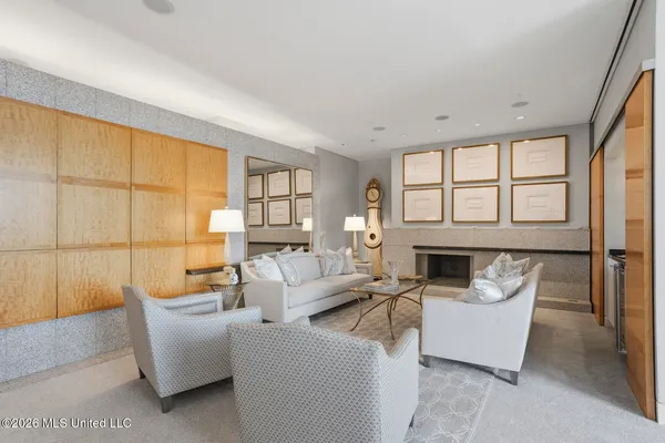 $715,000 | 1200 Meadowbrook Road, Unit 19, Jackson, MS 39206