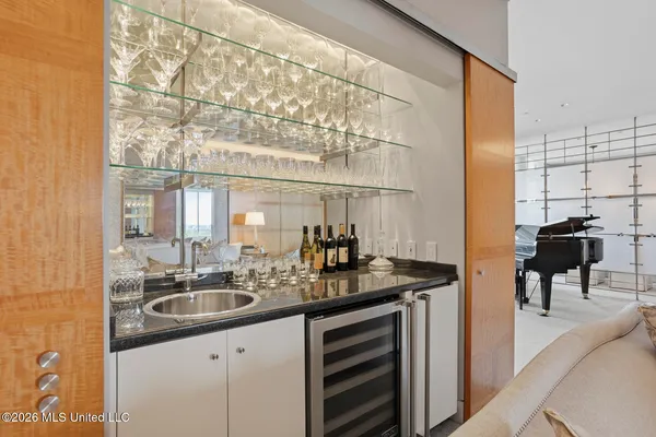 $715,000 | 1200 Meadowbrook Road, Unit 19, Jackson, MS 39206