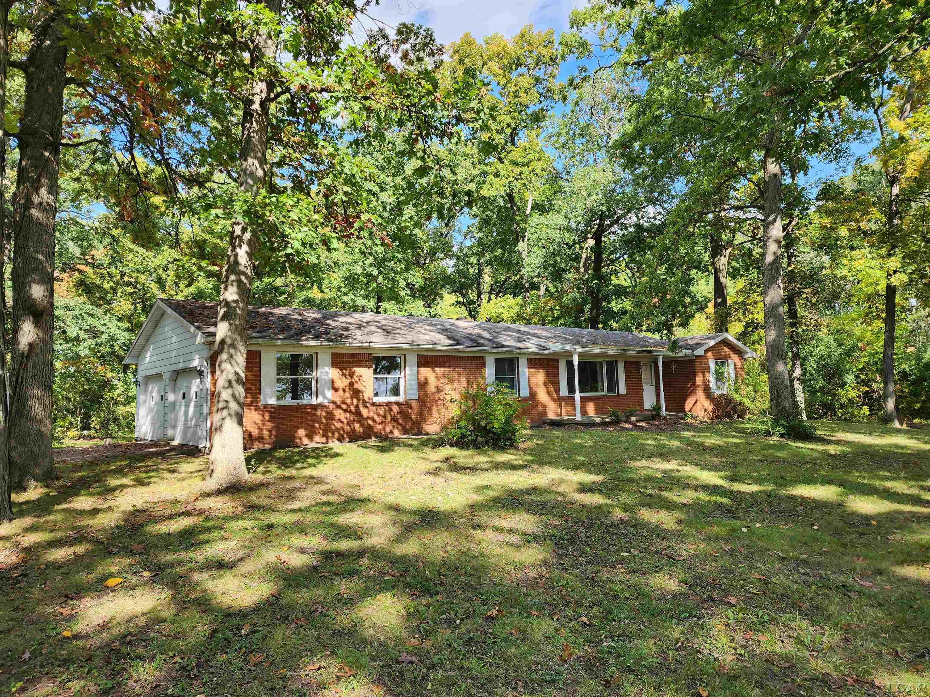 1290 West Russell Road Tecumseh, MI 49286 - Photo 2 of 44 50115888-1.JPG