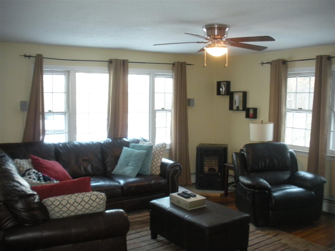 40 Wire Road Merrimack, NH 03054 - Photo 4 of 24 Gallery Image 4